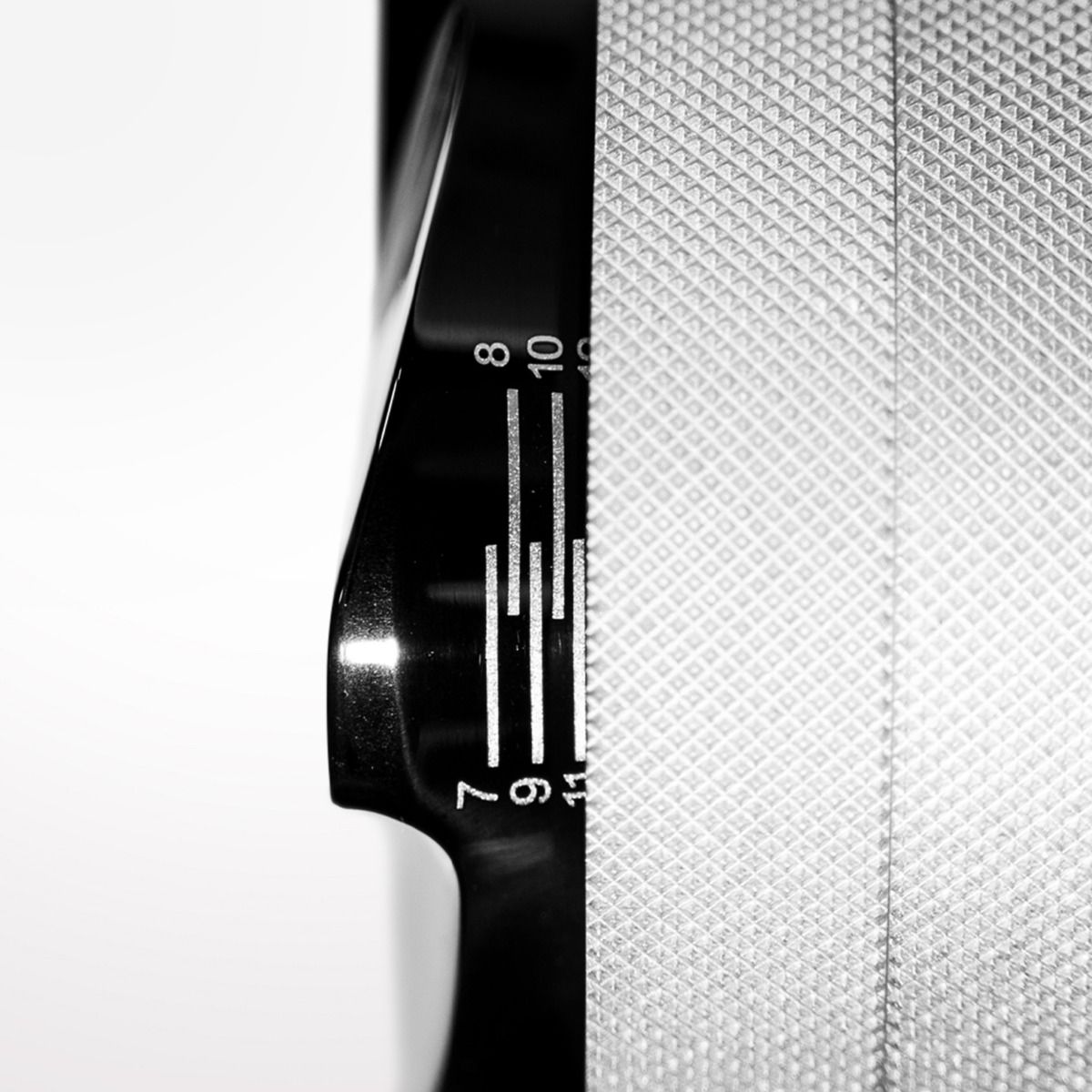 Nucleus Coffee Distributer - Titanium